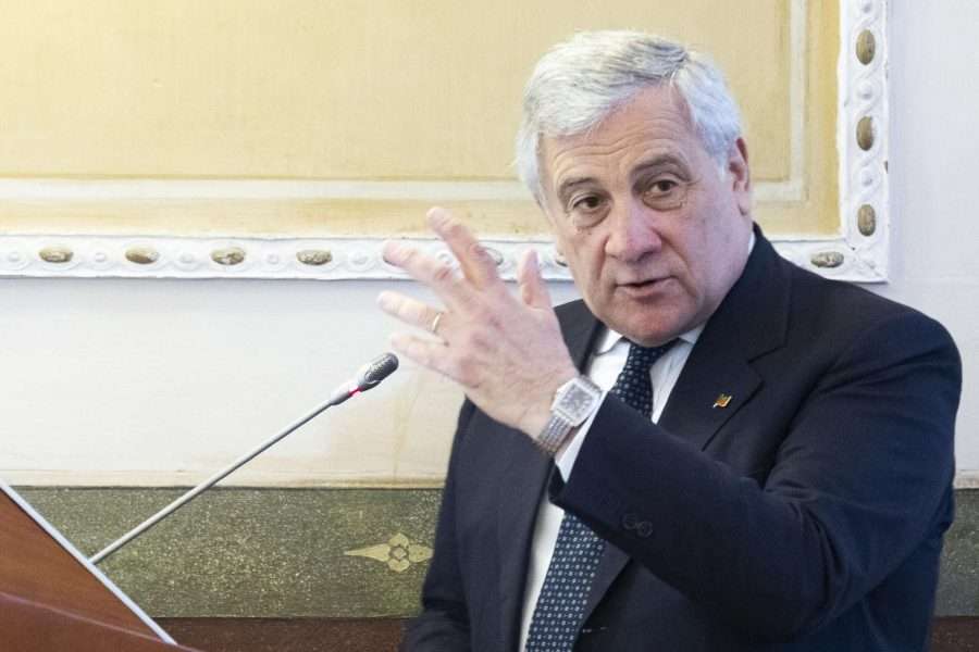 Antonio Tajani, nonostante i tentativi di sabotaggio, guiderà la Farnesina