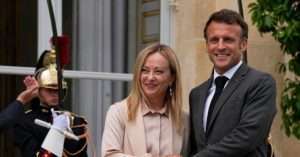 Meloni incontra Macron, rinnovata intesa tra i due leader ma per Expo 2030 la Francia sostiene Riad