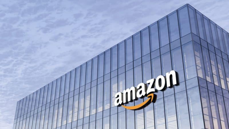 Amazon prepara un’ondata di licenziamenti: fino a 30mila posti a rischio