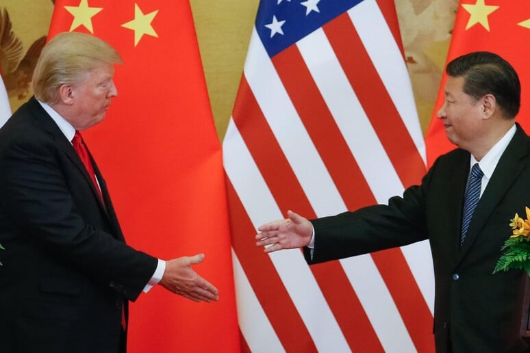 Usa e Cina verso un’intesa: accordo preliminare su dazi e TikTok raggiunto in Malesia