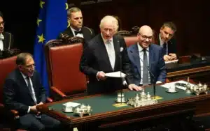 re carlo parlamento