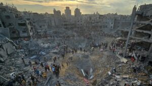 Gaza: oltre 100 morti nei raid israeliani su Khan Younis