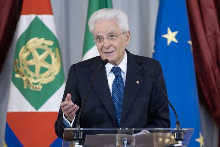 Sergio Mattarella in Belgio: elogio della democrazia e dell’Europa in tempi di crisi