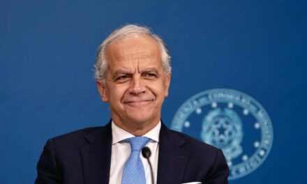 Libia, Bengasi espelle Piantedosi e la delegazione Ue, “Violata la sovranità nazionale”