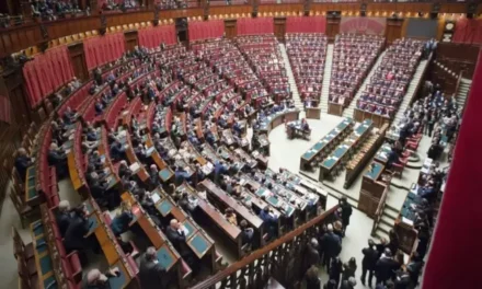 Riforma elettorale, tensioni in Parlamento: scontro su voto estero e premio di maggioranza