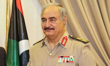 Libia, Europa tagliata fuori: Haftar sfida l’Italia e apre alla Turchia