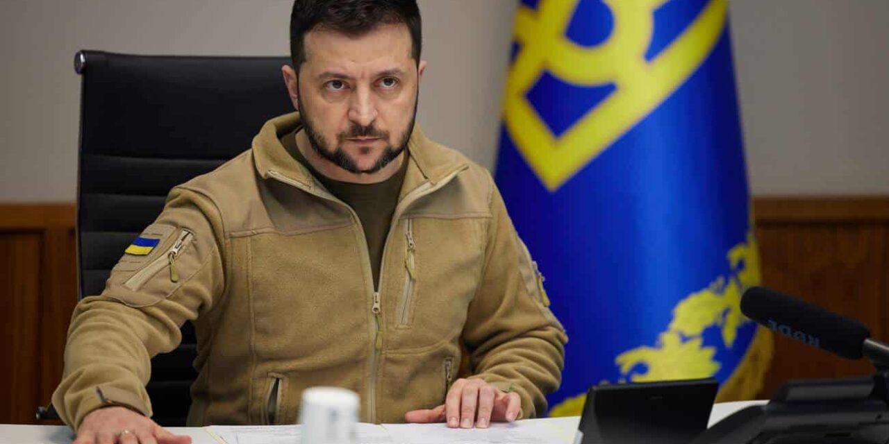 Zelensky propone nuovi negoziati: Kiev tenta la via diplomatica mentre la Russia intensifica gli attacchi