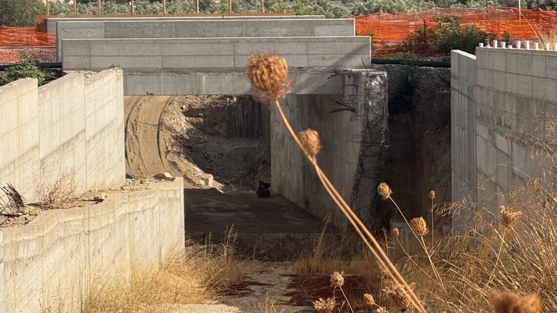 Ponte sullo Stretto: il pessimo viatico che offre Italferr nei lavori ferroviari in Calabria