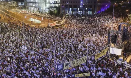 Israele si spacca sul piano di Netanyahu per Gaza, manifestazioni nelle principali città