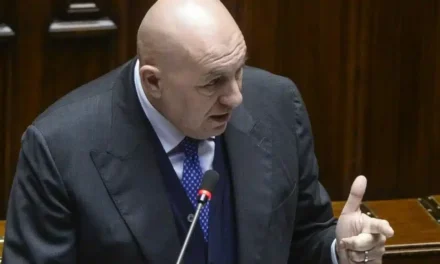 Crosetto sull’invio della fregata per Flotilla: «Non esiste polemica, tutti sapevano»