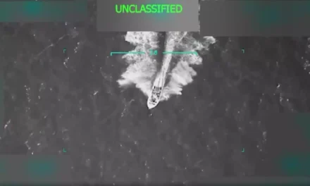 Scontro USA-Venezuela: Trump ordina un secondo attacco in mare, Maduro parla di “aggressione militare”