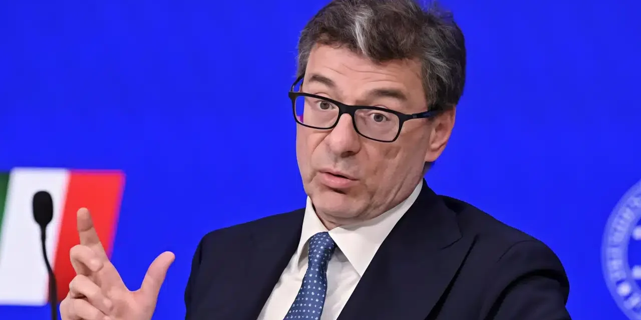 Giorgetti frena sulle indagini nei conti bancari: «Non ci sono le condizioni»
