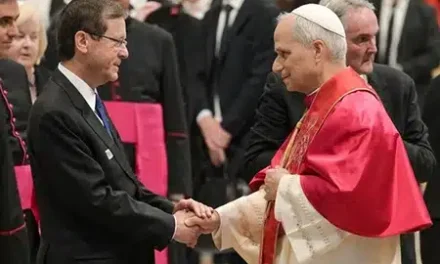 Il Papa incontra in Vaticano il presidente israeliano Herzog