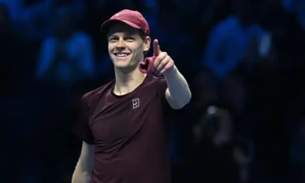 Sinner domina Shelton alle ATP Finals: ora la semifinale con De Minaur e l’ombra di Alcaraz