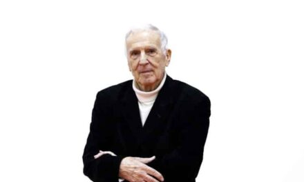 Garattini contro gli integratori: “Non servono, sono spinti dalla pubblicità e creano false illusioni”