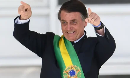 Brasile, il Senato approva la riduzione della pena per Bolsonaro