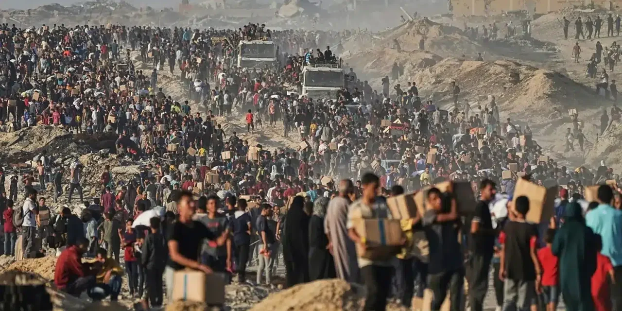 Israele sospende 37 Ong a Gaza: stop alle attività umanitarie e tensioni internazionali