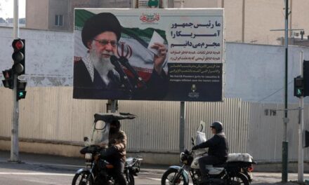 Usa-Iran, cresce il rischio di escalation: Khamenei si nasconde, Israele e Washington si preparano