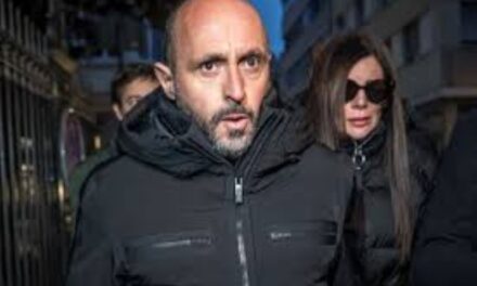 Strage di Crans-Montana, assalto delle famiglie ai Moretti prima dell’udienza