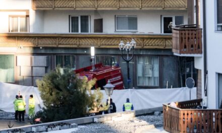 Crans-Montana, sei anni senza controlli al Constellation: il capo della sicurezza accusa il Comune