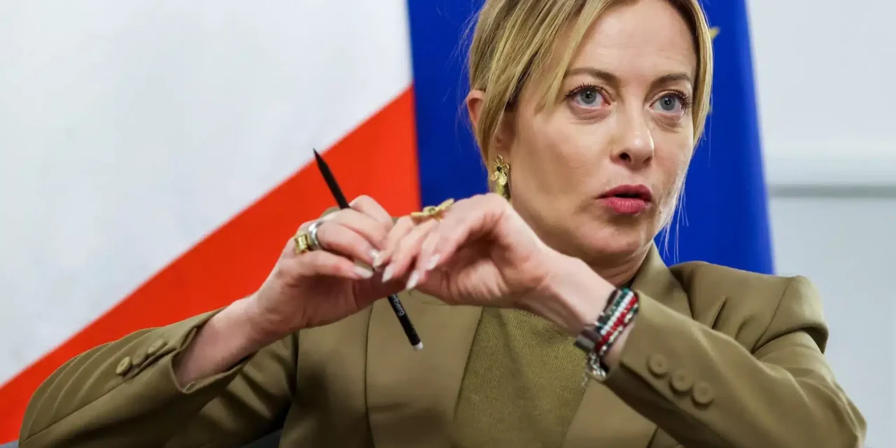 Meloni su Mps: “Il ruolo del governo è finito”, titolo in calo in Borsa