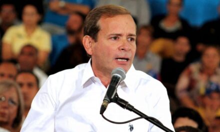 Venezuela, Juan Pablo Guanipa agli arresti domiciliari dopo la denuncia di scomparsa