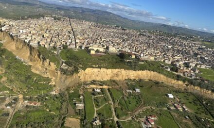 Niscemi, l’appello del vescovo alla solidarietà mentre continuano i monitoraggi