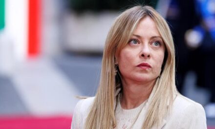 Meloni: “L’Italia non è in guerra e non vuole entrarci”