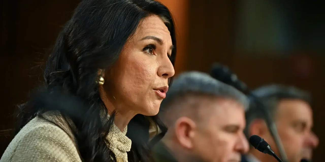 Gabbard sotto pressione: scontro politico e tensioni con Trump sulla linea sull’Iran