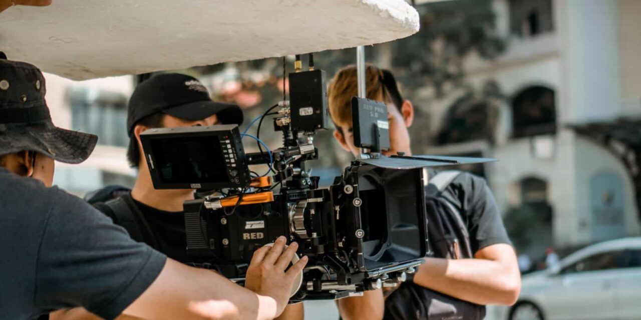 Audiovisivo, Intesa Sanpaolo finanzia oltre 750 produzioni tra cinema e serie TV