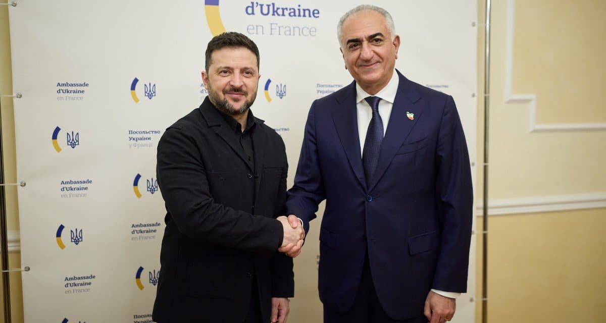 Zelensky incontra Reza Pahlavi a Parigi: «Un Iran libero non deve sostenere la Russia»