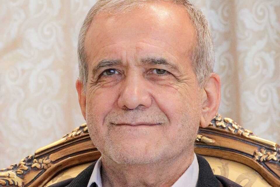 Pezeshkian si scusa, Teheran pronta a fermare i bombardamenti sui Paesi vicini, salvo attacchi dai loro territori