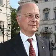 Formare una nuova classe dirigente: la “Scuola Politica” che punta su competenze, responsabilità e bene comune