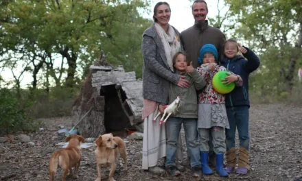 Famiglia nel bosco di Palmoli, esperti: «Sofferenza psicologica nei bambini» dopo l’allontanamento
