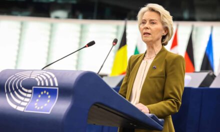 Von der Leyen: “Il conflitto pesa sull’energia, l’Europa acceleri su elettrificazione e rinnovabili”