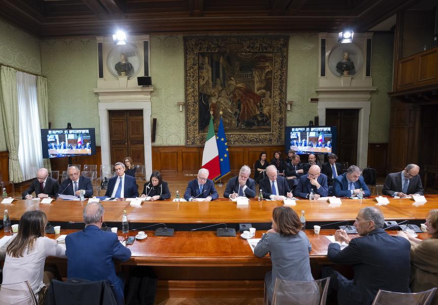 Il Consiglio dei Ministri vara misure urgenti sui carburanti e sostegni alle imprese