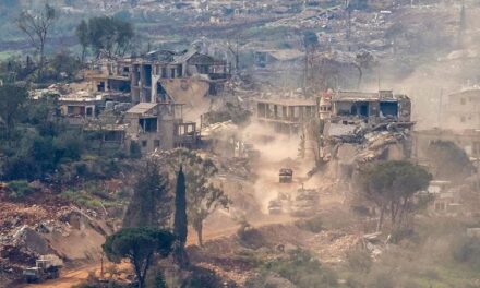 Iran-Usa, tensione altissima: Trump valuta nuovi raid e minaccia il ritiro delle truppe dall’Italia