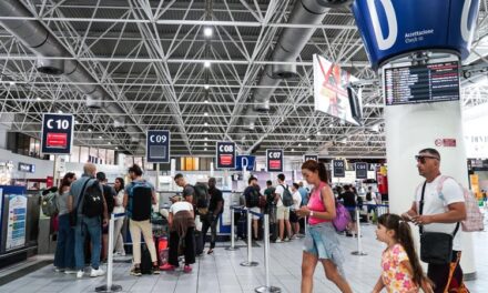 Scioperi nei cieli italiani, giornata critica per i voli: disagi e cancellazioni in tutta Italia