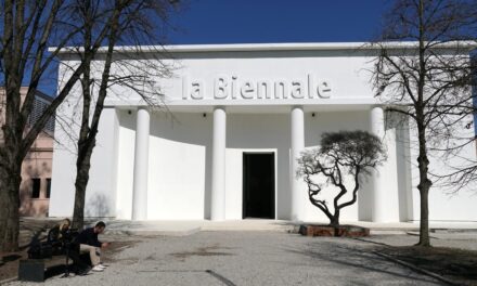 Biennale Arte 2026, il padiglione russo apre tra polemiche e tensioni