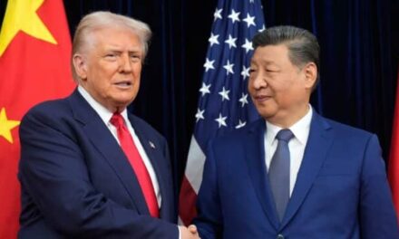 Trump vola in Cina: incontro con Xi Jinping tra tensioni globali e nodo Hormuz
