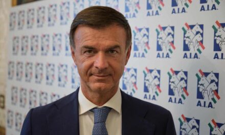 Ettore Prandini presidente Aia: il peso di Coldiretti tra politica, allevamenti e potere