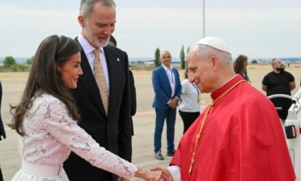 Papa Leone XIV in Spagna, viaggio tra pace, giovani e migranti: il Pontefice rilancia il ruolo della Chiesa in Europa
